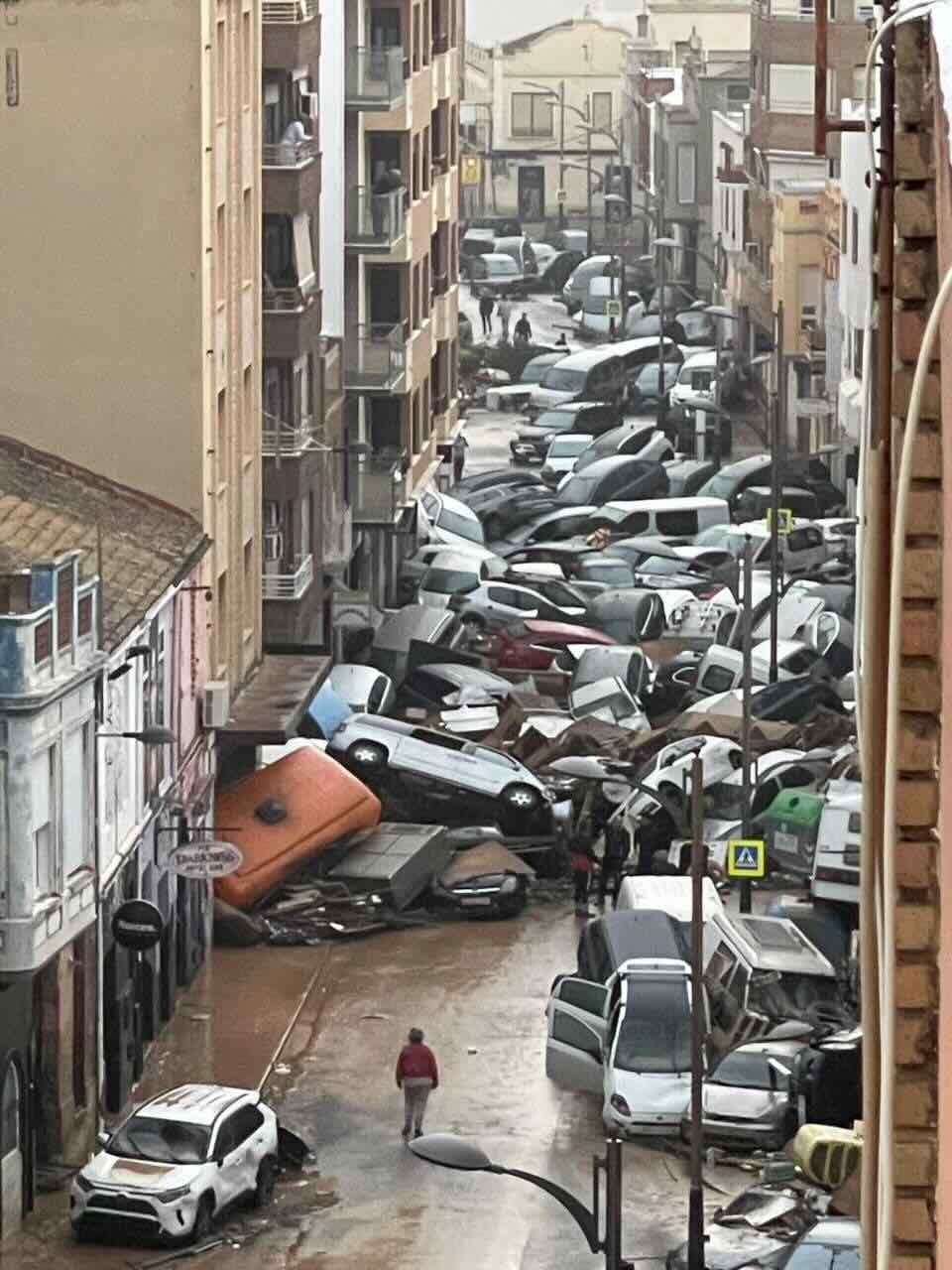 Piles of cars as a result of floods in Valencia in 2024