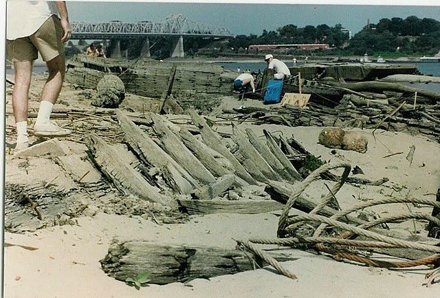 1988–1990 North American Drought: Dried Mississipi River