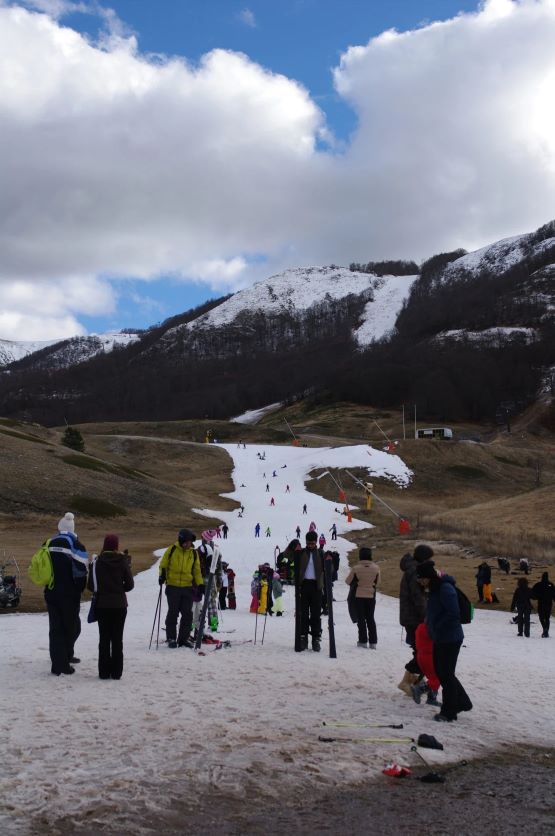 Artificial snow in the Appennine Mountains